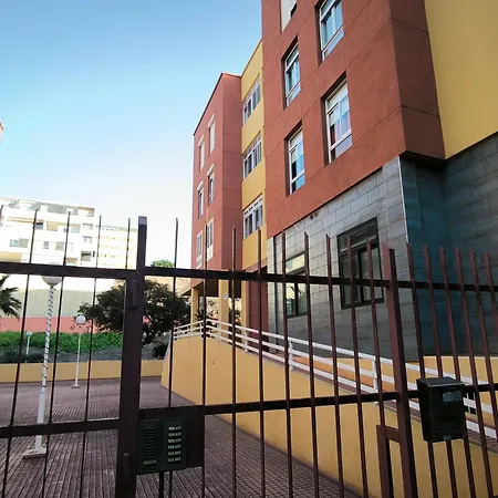 Beis House Apartman *